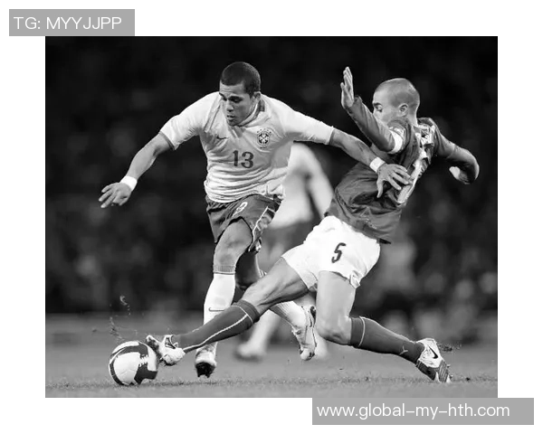 意大利足球艺术魅力尽显的创意装饰画欣赏与设计灵感分享